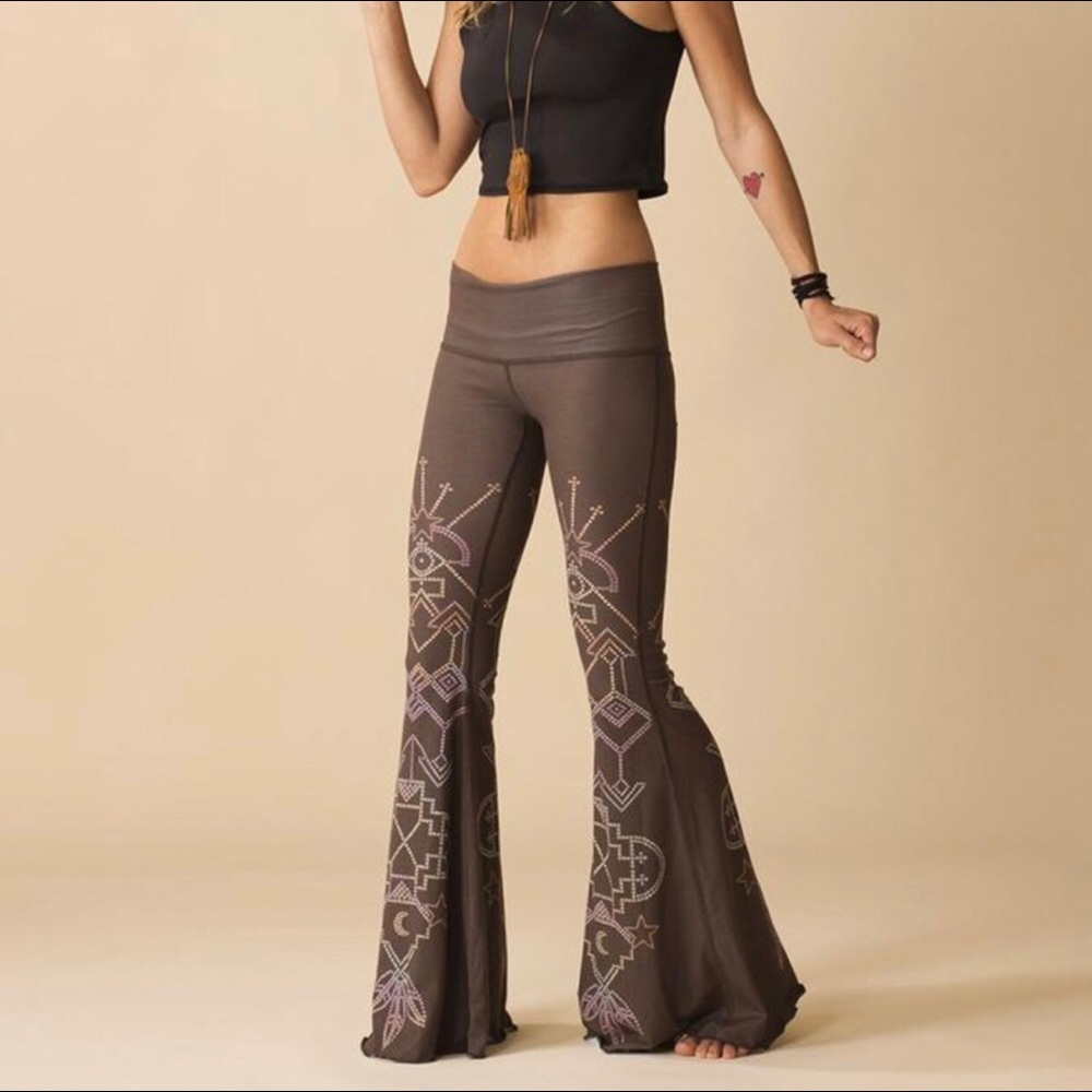 Teeki seven crowns bell bottoms